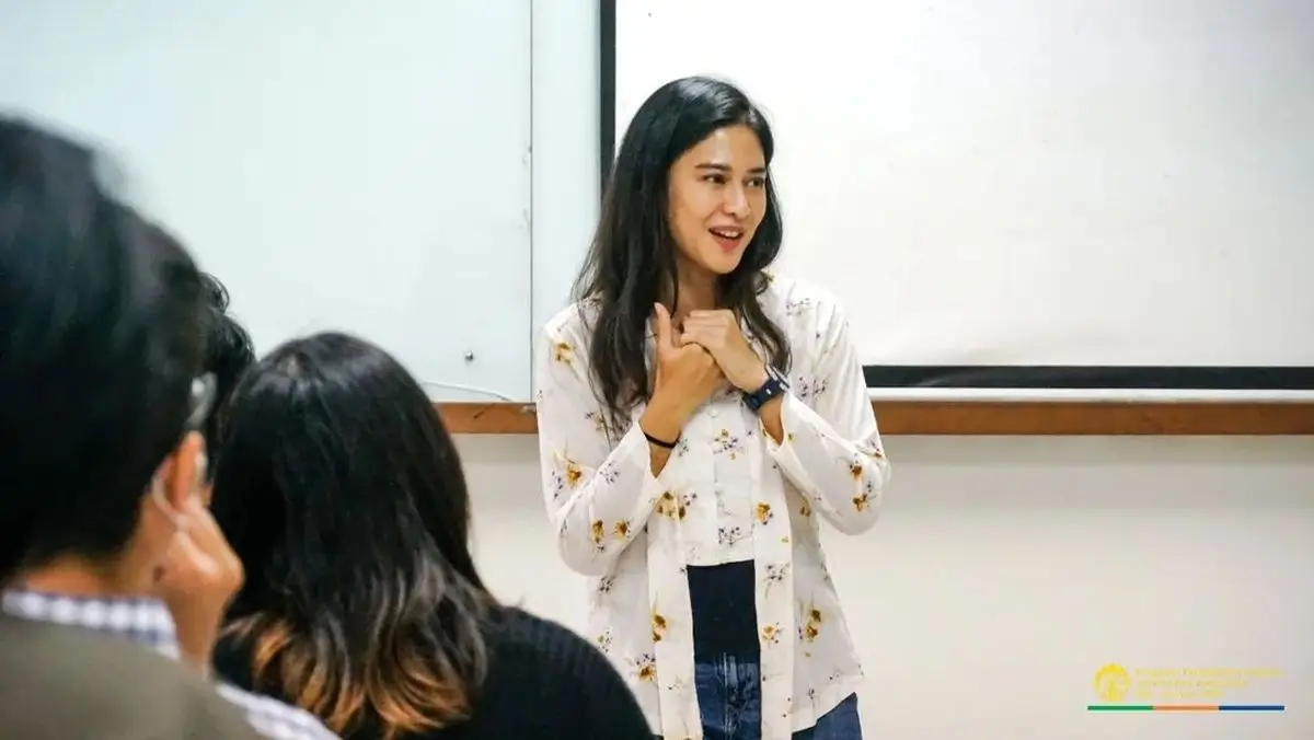 Dian Sastrowardoyo