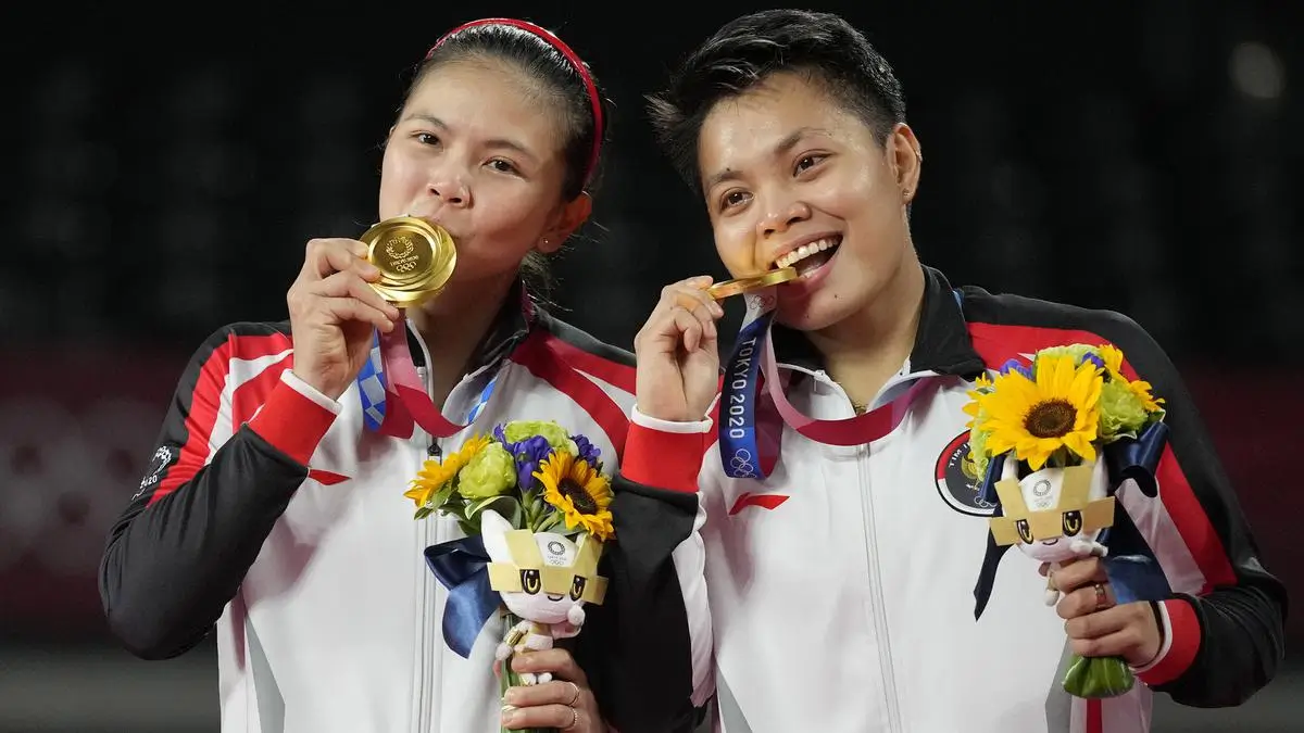 Greysia Polii dan Apriyani Rahayu