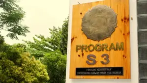 Kuliah S3 Berapa Tahun